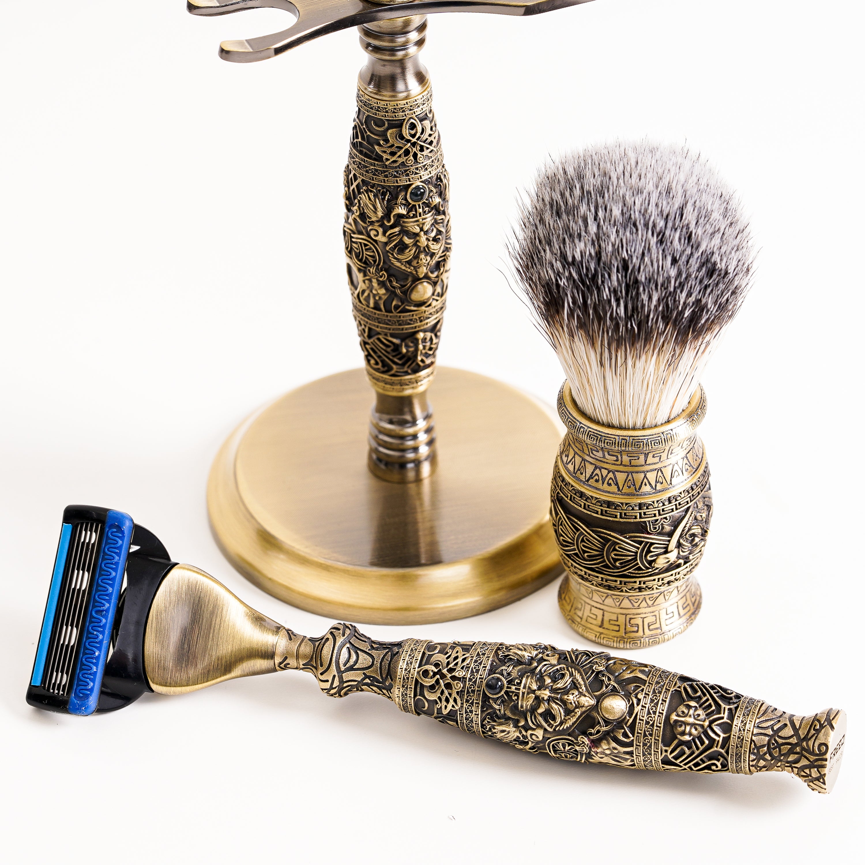 FREED Odin：5-blade safety razor,The Ultimate Tool with a Unique Design,Exquisite Engravings with Natural Blue Sapphires,Perfectly engraved handle using etching techniquehandle for the Best Grip.the pinnacle of craftsmanship,men gift set