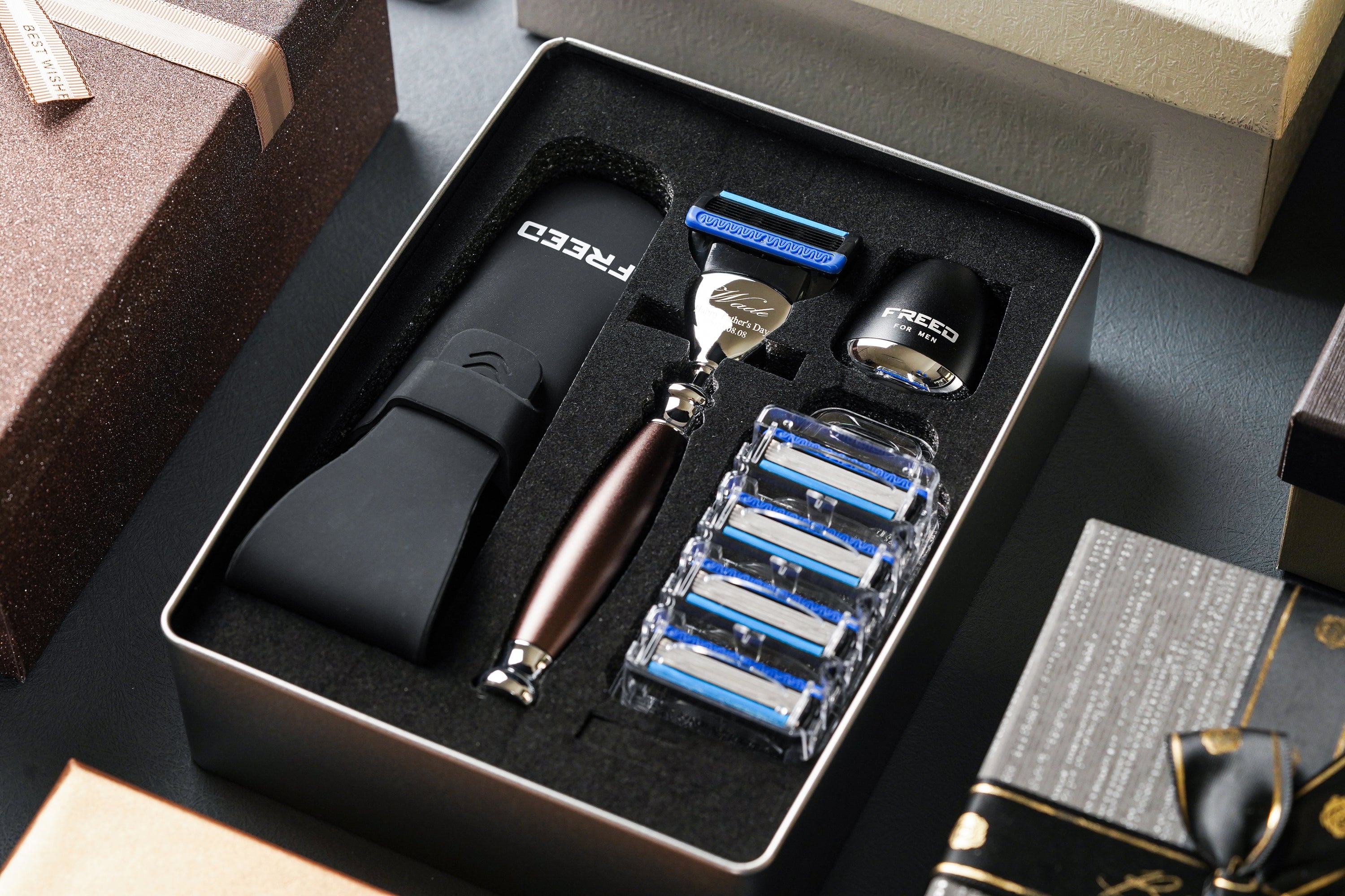 FREED Five-Blade Safety Razor Four Pieces Travel Set - Saddlebrown